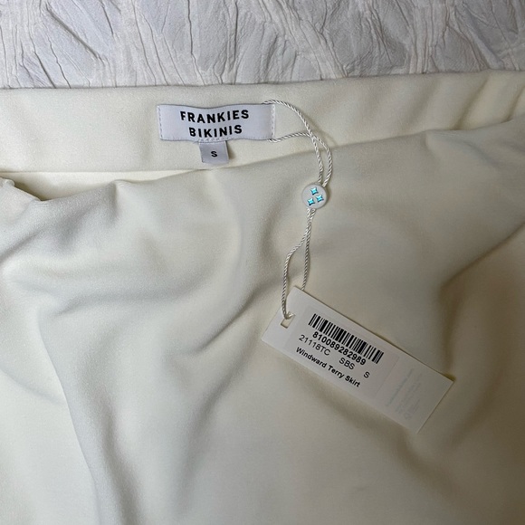 Frankie’s Bikinis Windward Skirt - Picture 6 of 6